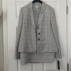 Le Suit Silver Metallic Tweed Skirt Suit